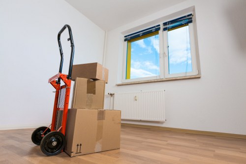 Screen-reader compatible moving service information in Tufnellpark